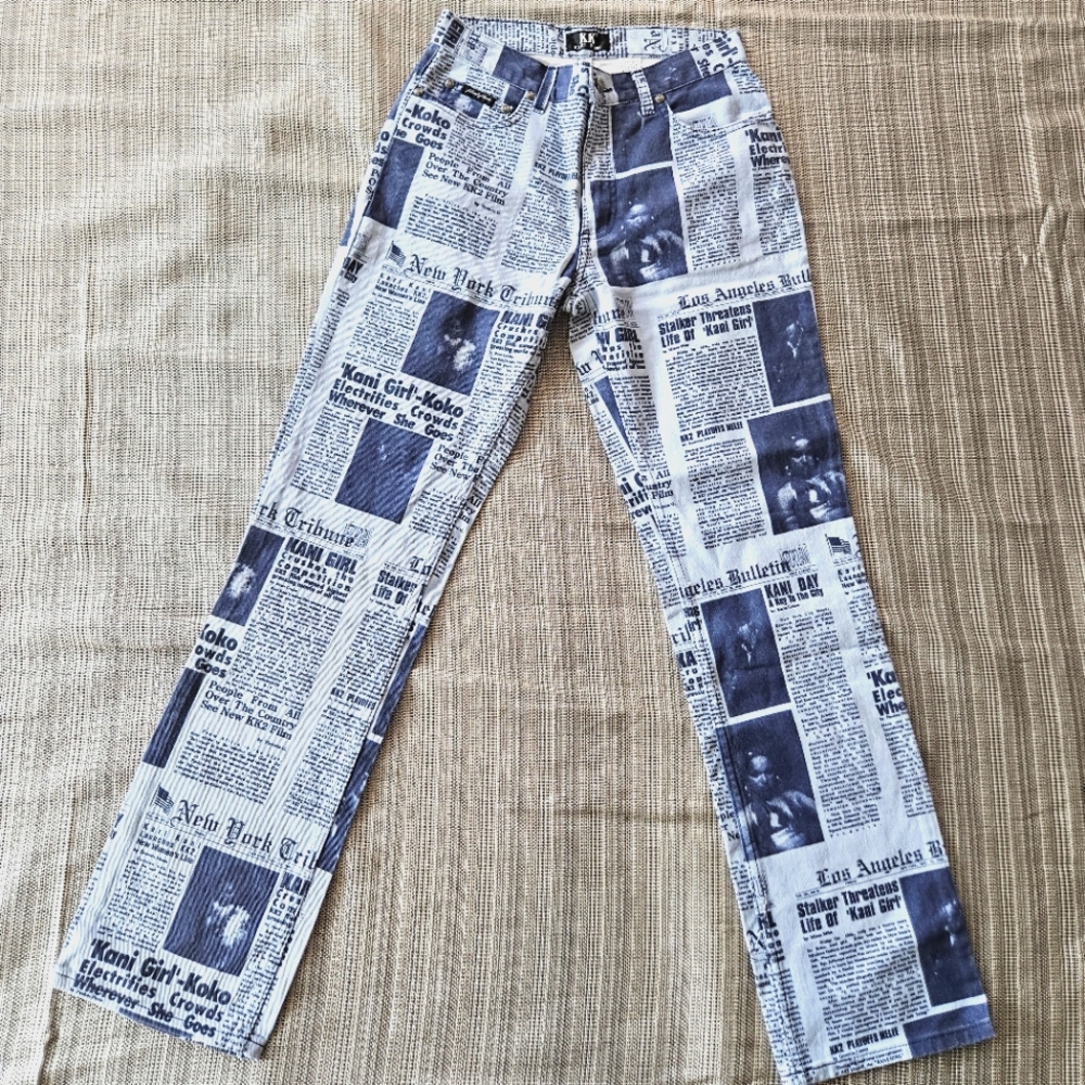 Karl Kani Vintage 90's KK2 " Koko" Newspaper Print Jeans. Women's size 6